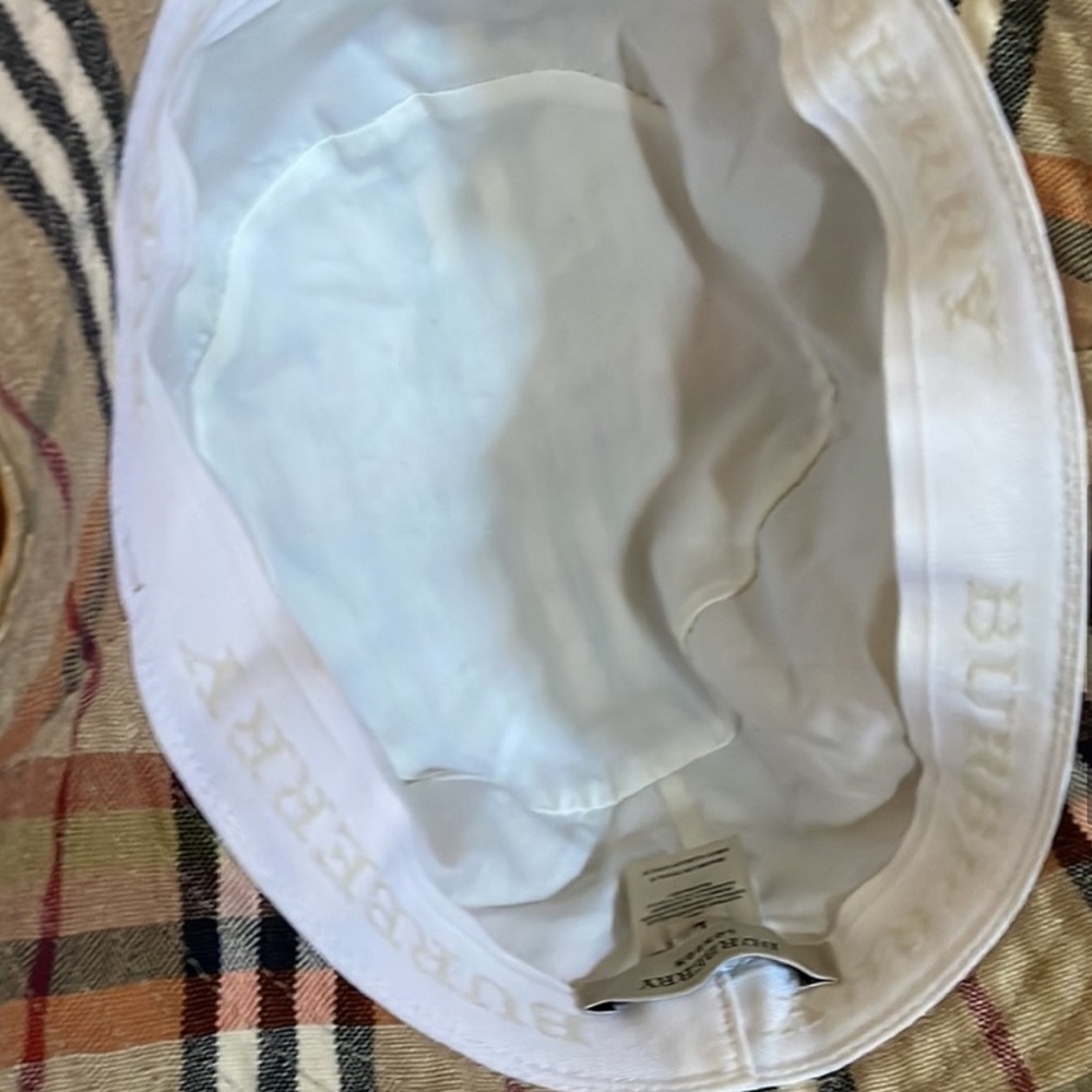 Burberry bucket hat - Picture 5 of 7